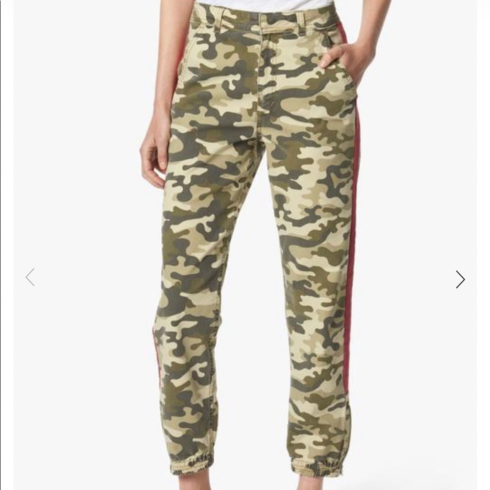 Joes Jeans Woman’s Camo Trousers size 28